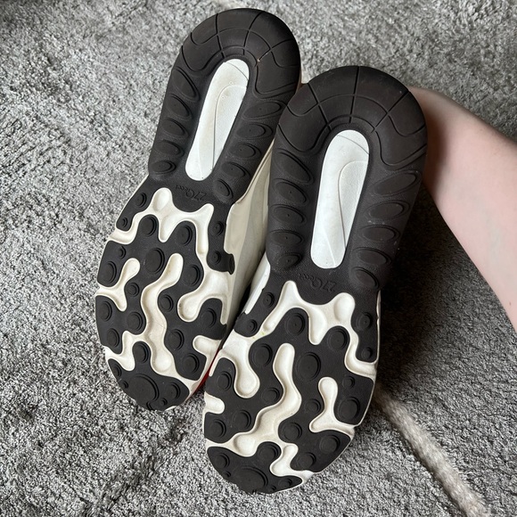 Nike Air7C React - Picture 7 of 13